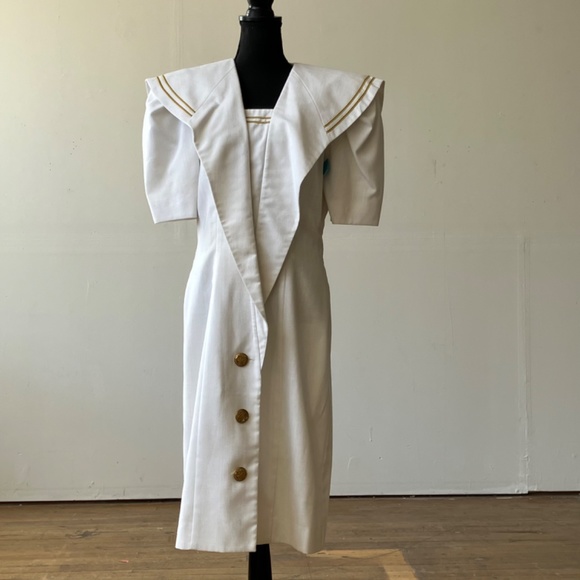 Vintage white and Gold sailor inspired dress - Picture 6 of 8